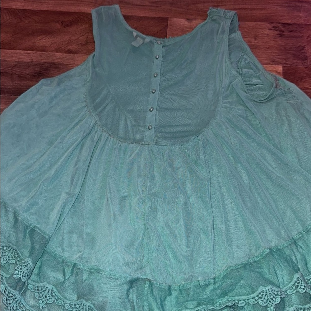 Mint Green Sleeveless Lace top